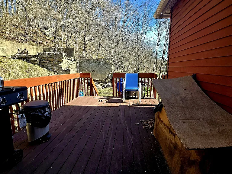 73 Woodbridge Ave — Photo 13