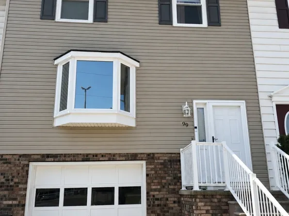 (undisclosed Address), Saint Albans, WV 25177