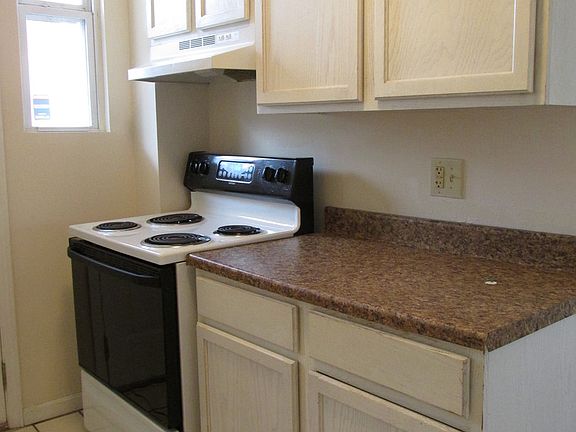 3rd image of 106-112 W 8th Ave #106-A