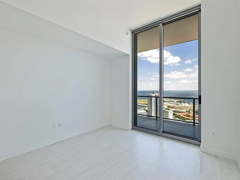 400 Central Ave #3906 — Photo 29