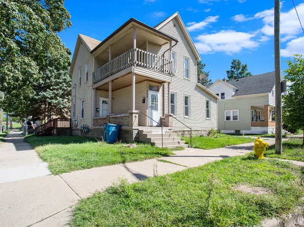 1448 Broadway Ave NW, Grand Rapids, MI 49504