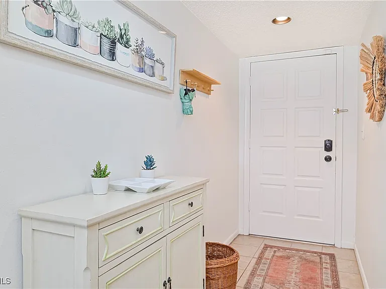 16650 Partridge Place Rd #204 — Photo 4