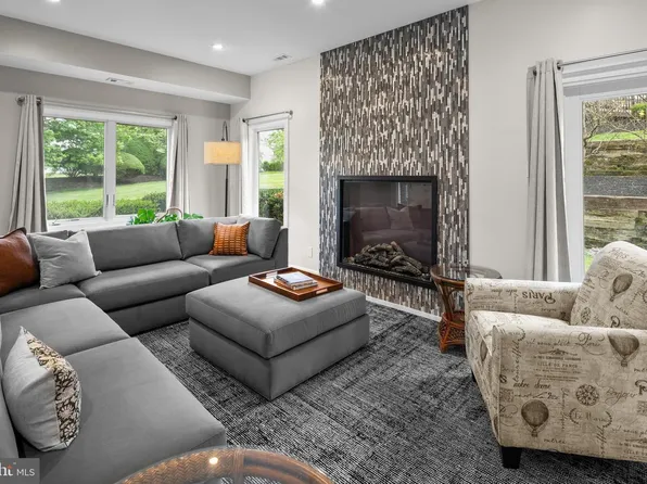 1408 Chanticleer, Cherry Hill, NJ 08003
