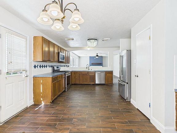 2nd image of 3727 Apple Hollow Ln
