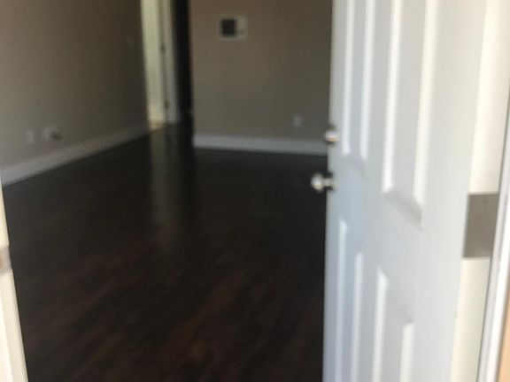 5th image of 3946 National Ave #3