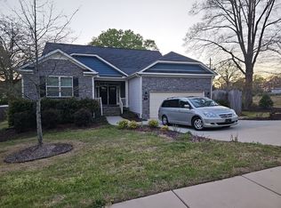 106 Roaring Creek Dr, Garner, NC 27529