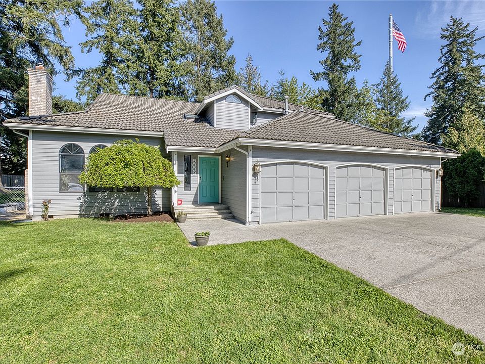 1st image of 9009 181st Avenue E