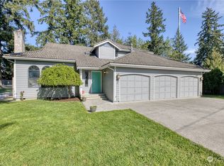 9009 181st Ave E, Bonney Lake, WA 98391