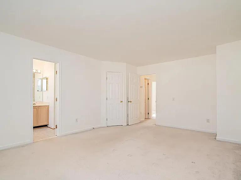 2507 James Maury Dr — Photo 18