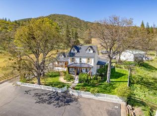 2437 W Moffett Creek Rd, Fort Jones, CA 96032
