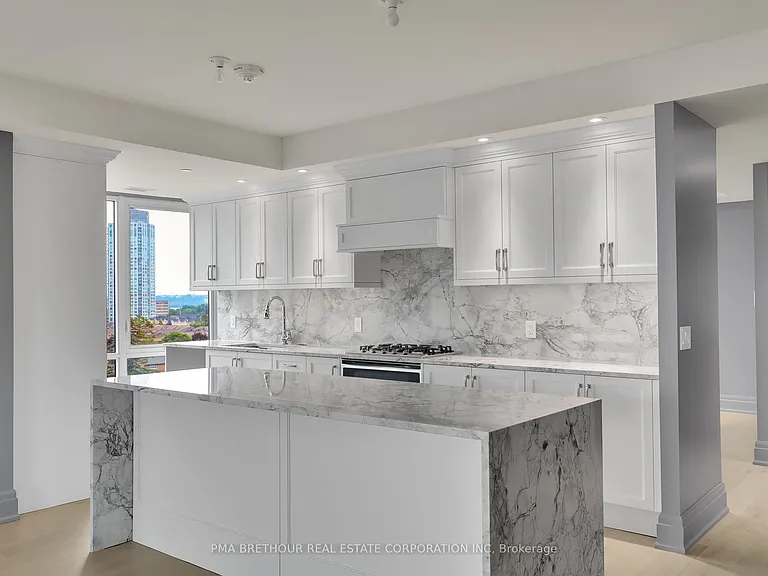1451 Wellington St W #806 — Photo 9