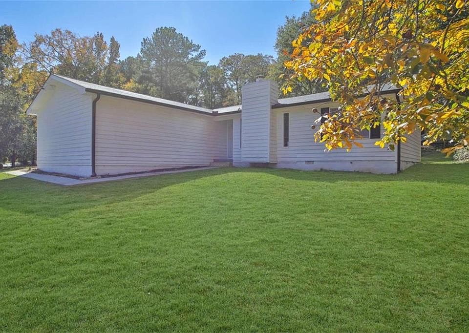1st image of 1774 Hunting Creek Ln SE