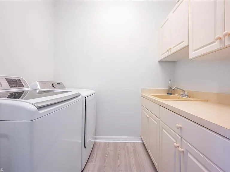 10800 Fieldfair Dr — Photo 18