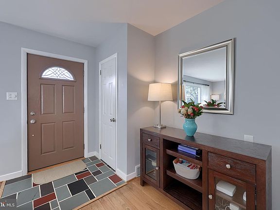 5th image of 67 Oberlin Ave