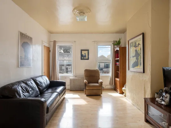 90 Dwight Street image 1 of 19