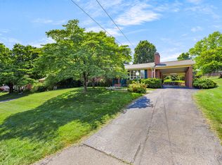 5119 Sugar Loaf Dr, Roanoke, VA 24018
