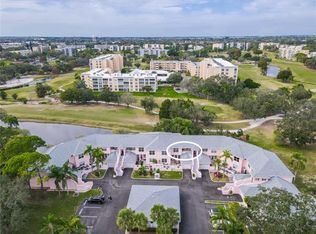 3930 Pinebrook Cir APT 12, Bradenton, FL 34209