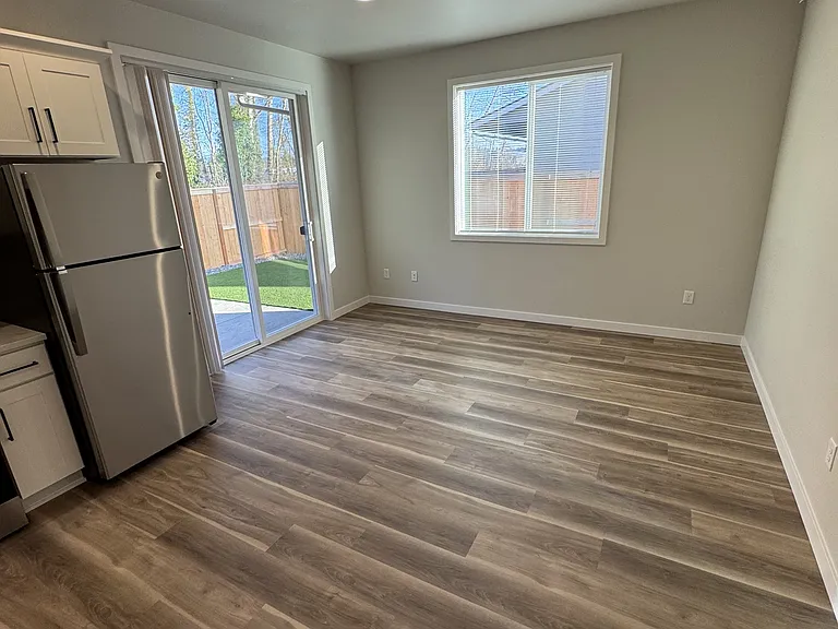 642 Parker Loop — Photo 4