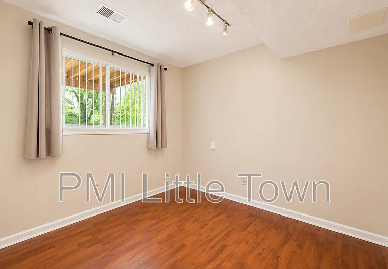 3145 S Gibraltar St — Photo 20