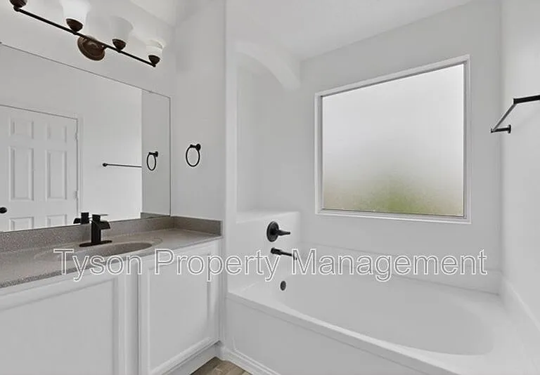 10339 Vendaval Ave NW — Photo 22