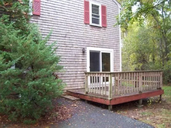 110 Regional Ave — Photo 2
