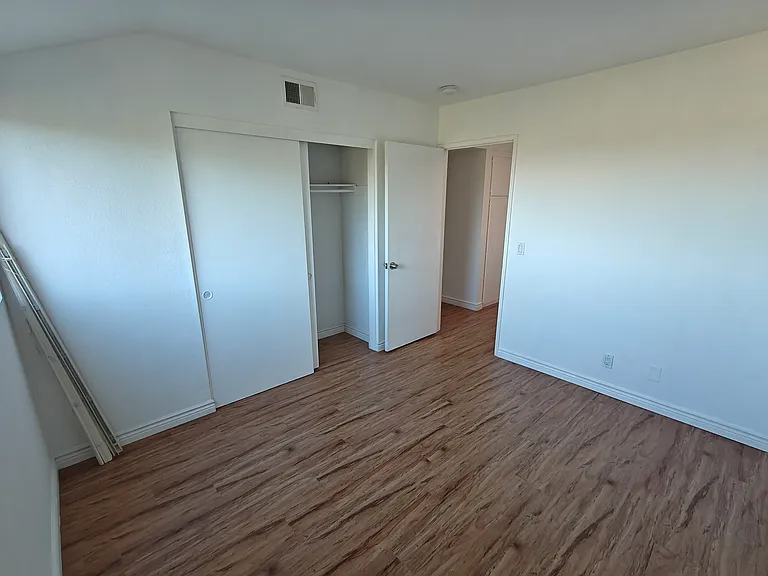 3619 Armour Ave #1 — Photo 18