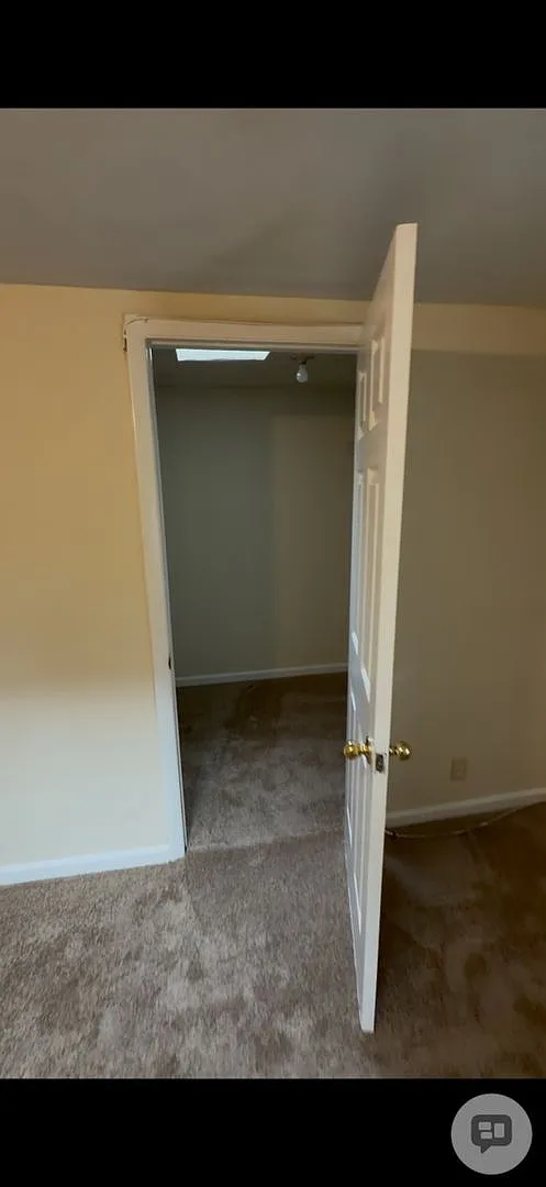 Charming 3BR Duplex in Norfolk — Photo 2