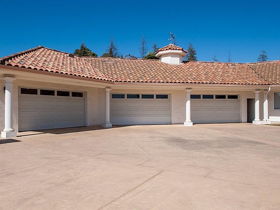 4th image of 11811 Darlene Ln