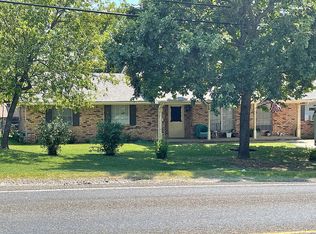 417 W McCart St, Krum, TX 76249