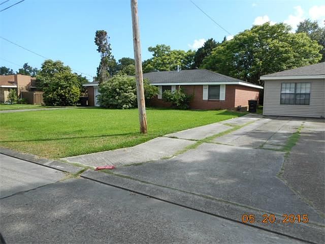 2nd image of 106 Tau St
