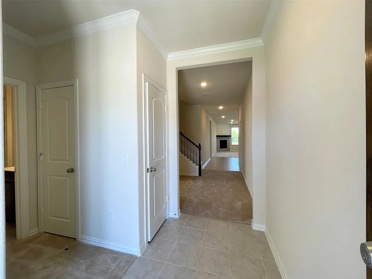 5 bed, 3071 sqft, $2,800 — Photo 4