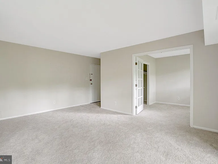 7717 Donnybrook Ct #103 — Photo 23