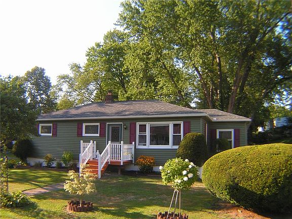 2nd image of 12164 Monnie Ave