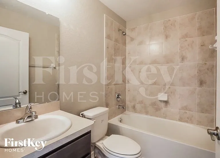 444 Lanham Dr — Photo 13