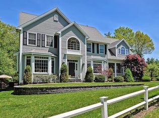 8 Terrapin Ln, Sharon, MA 02067