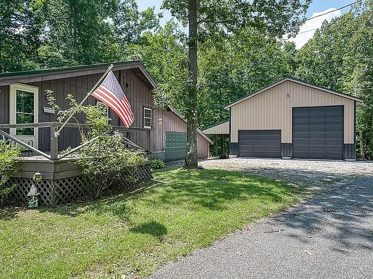195 Millie Ridge Rd