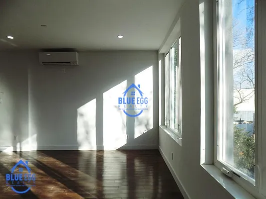 Rented by Blue Egg Realty Corp | media 20