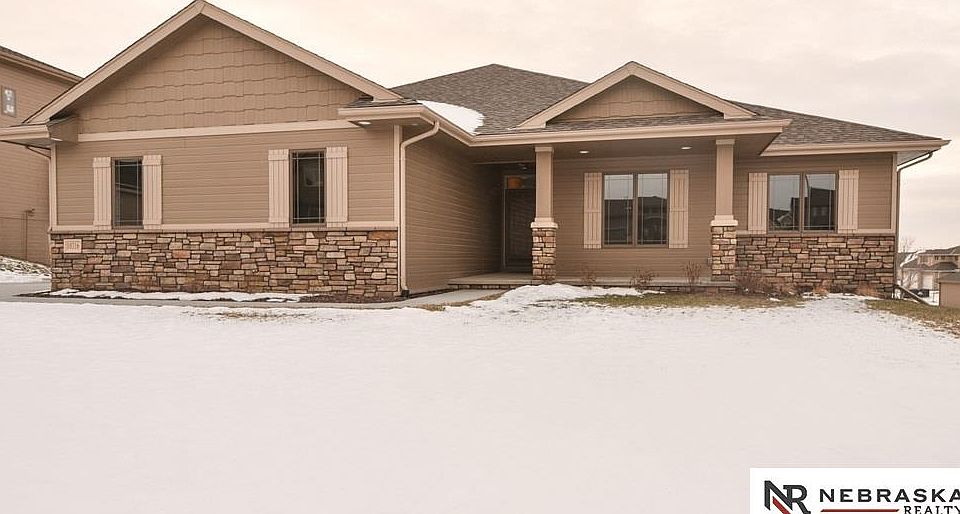 1st image of 10316 S 124th Ave
