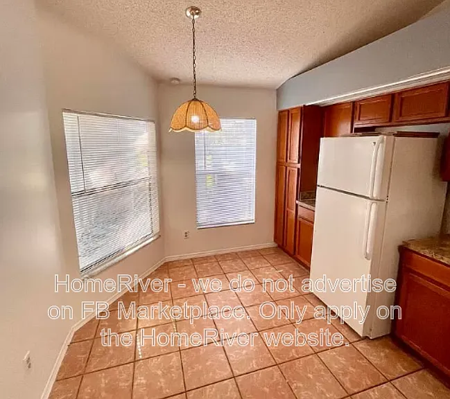 12253 Augusta Woods Cir — Photo 4