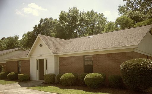 1st image of 224 Helen Cir #A