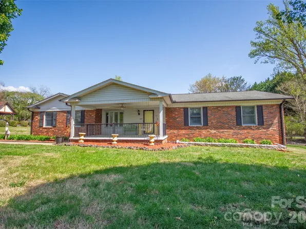 167 Southwood Dr, Statesville, NC 28677