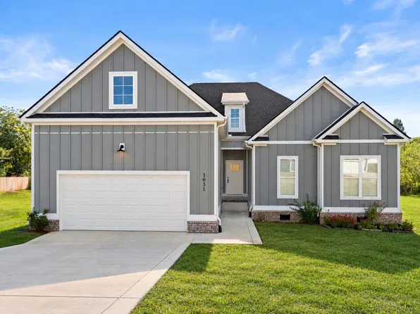 1031 Northside Cir, Dickson, TN 37055