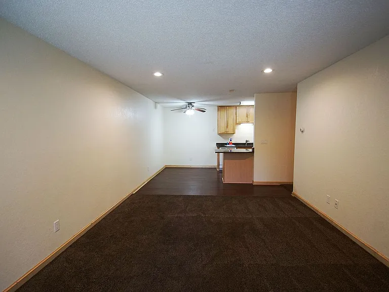 401 E Burnsville Pkwy — Photo 3