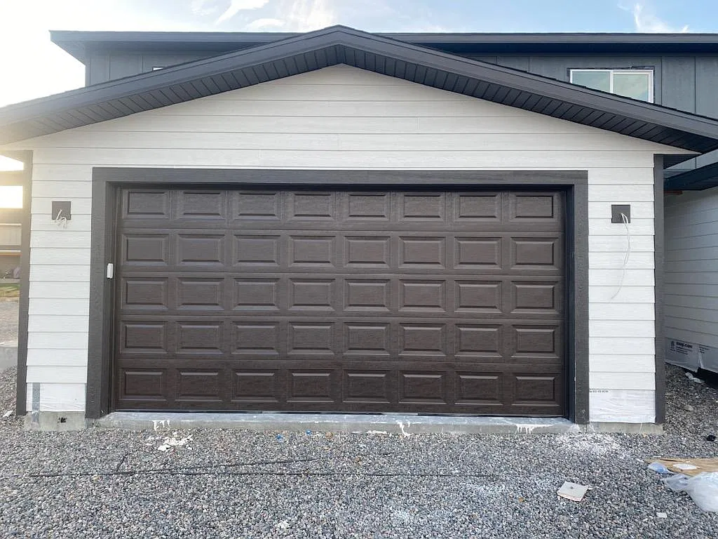 3 bed, 2.5 bath, 1527 sqft, $2,350 — Photo 3
