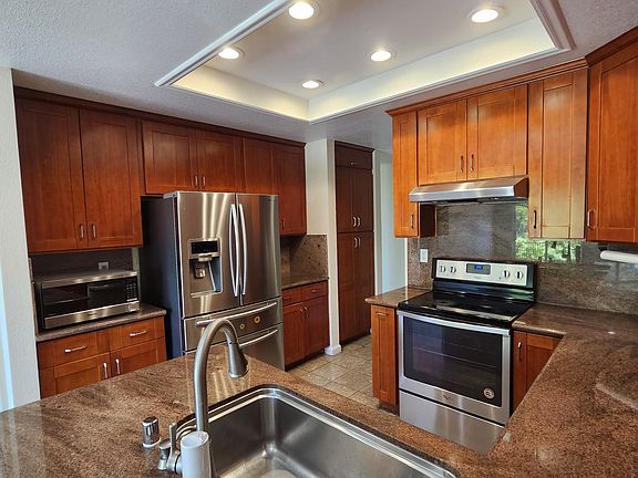 Upgraded kitchen with LED recess lighting
