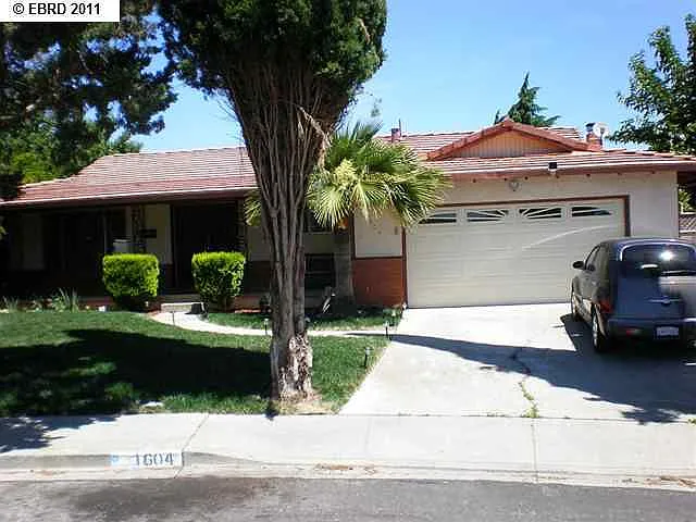 1604 Santiago Ct photo 1