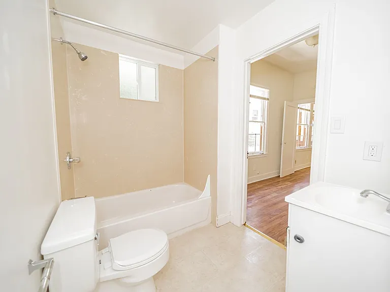 2247 Derby Street — Photo 11