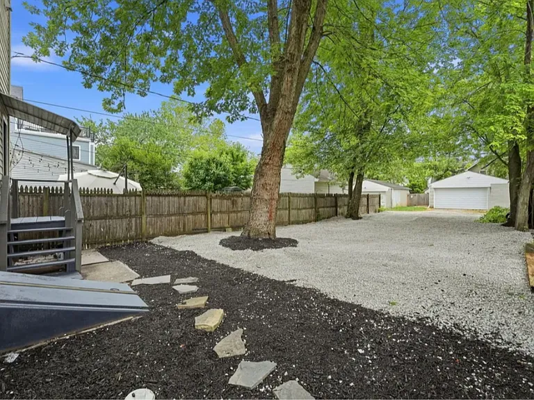 1003 Pennsylvania Ave — Photo 26