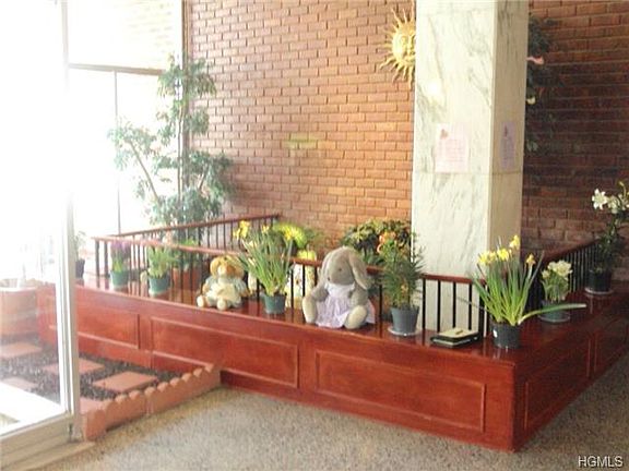 3rd image of 495 Odell Ave APT 5E
