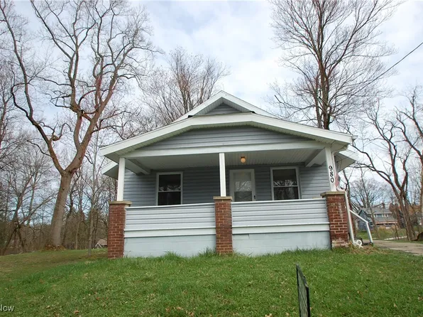 980 W La Clede Ave, Youngstown, OH 44511